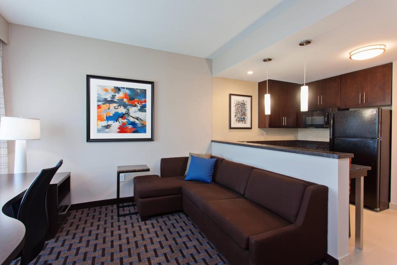 By Marriott Seattle Sea-tac Airport Hotel 3*