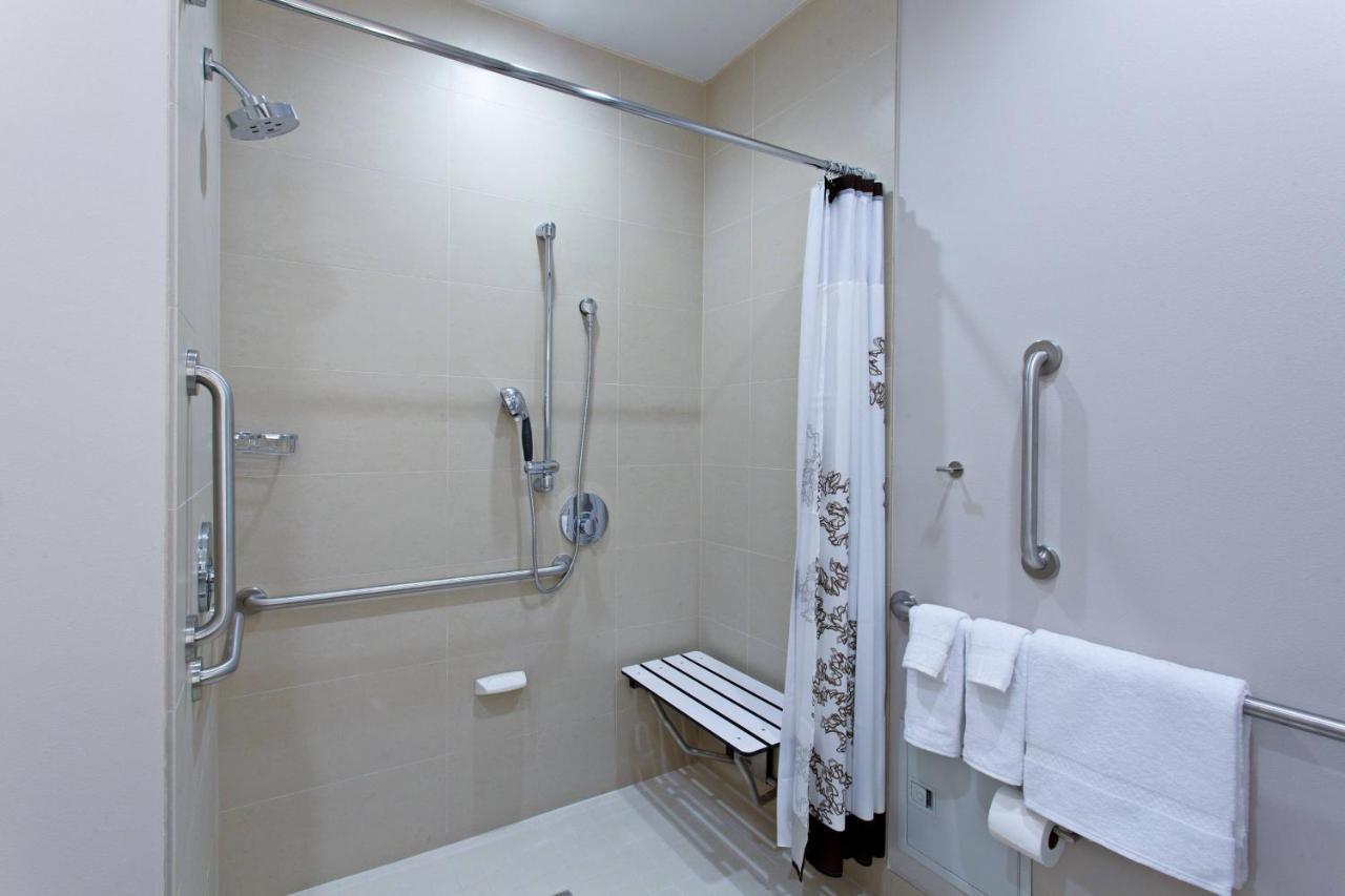 By Marriott Seattle Sea-tac Airport Hotel