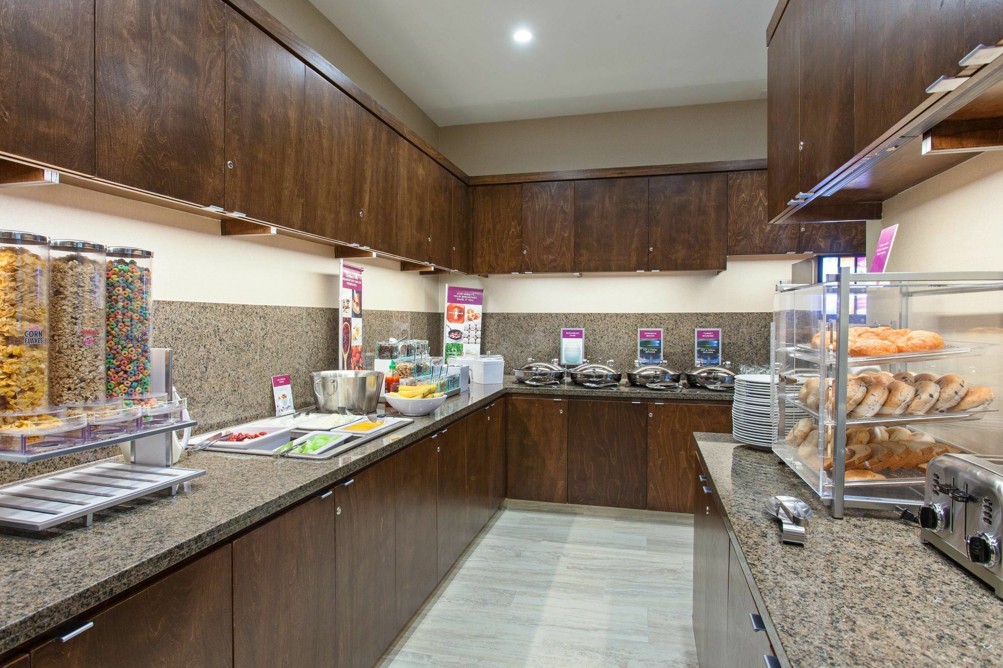 Hotel By Marriott Seattle Sea-tac Airport 3*