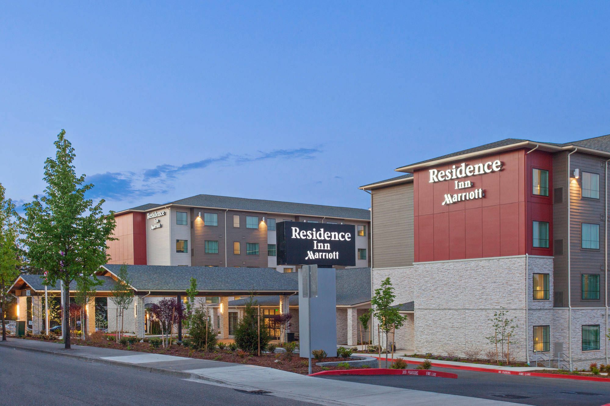 By Marriott Seattle Sea-tac Airport 3*